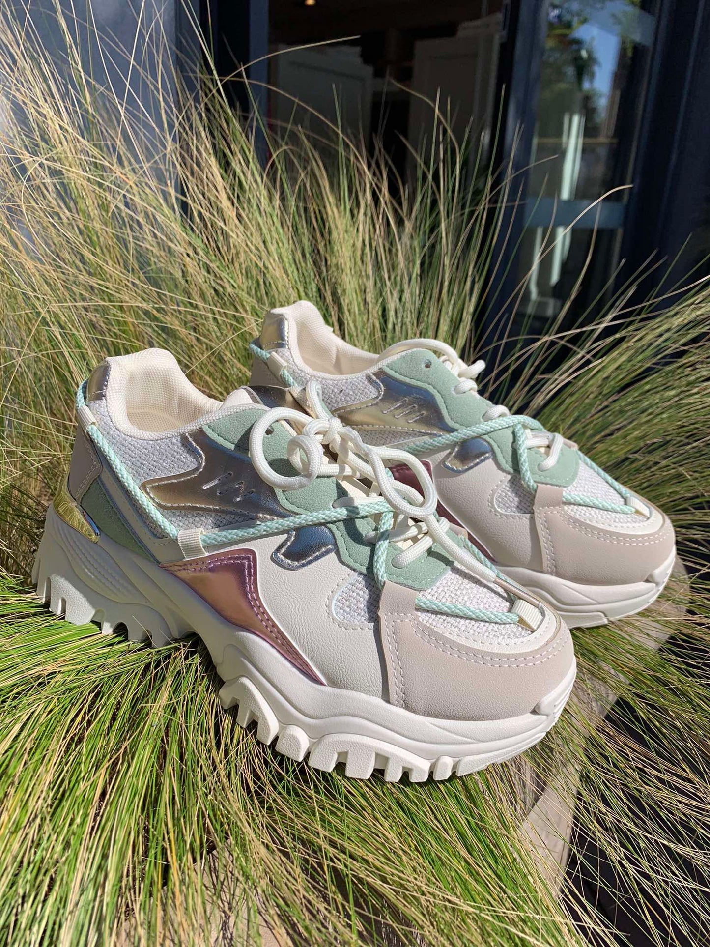 Shine On – Lila & Green Sneaker
